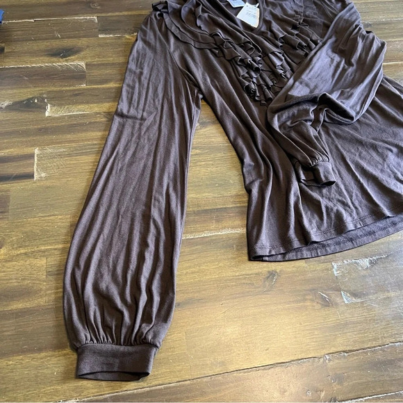 Peruvian Conecction Ruffled Jersey Top - Picture 5 of 9